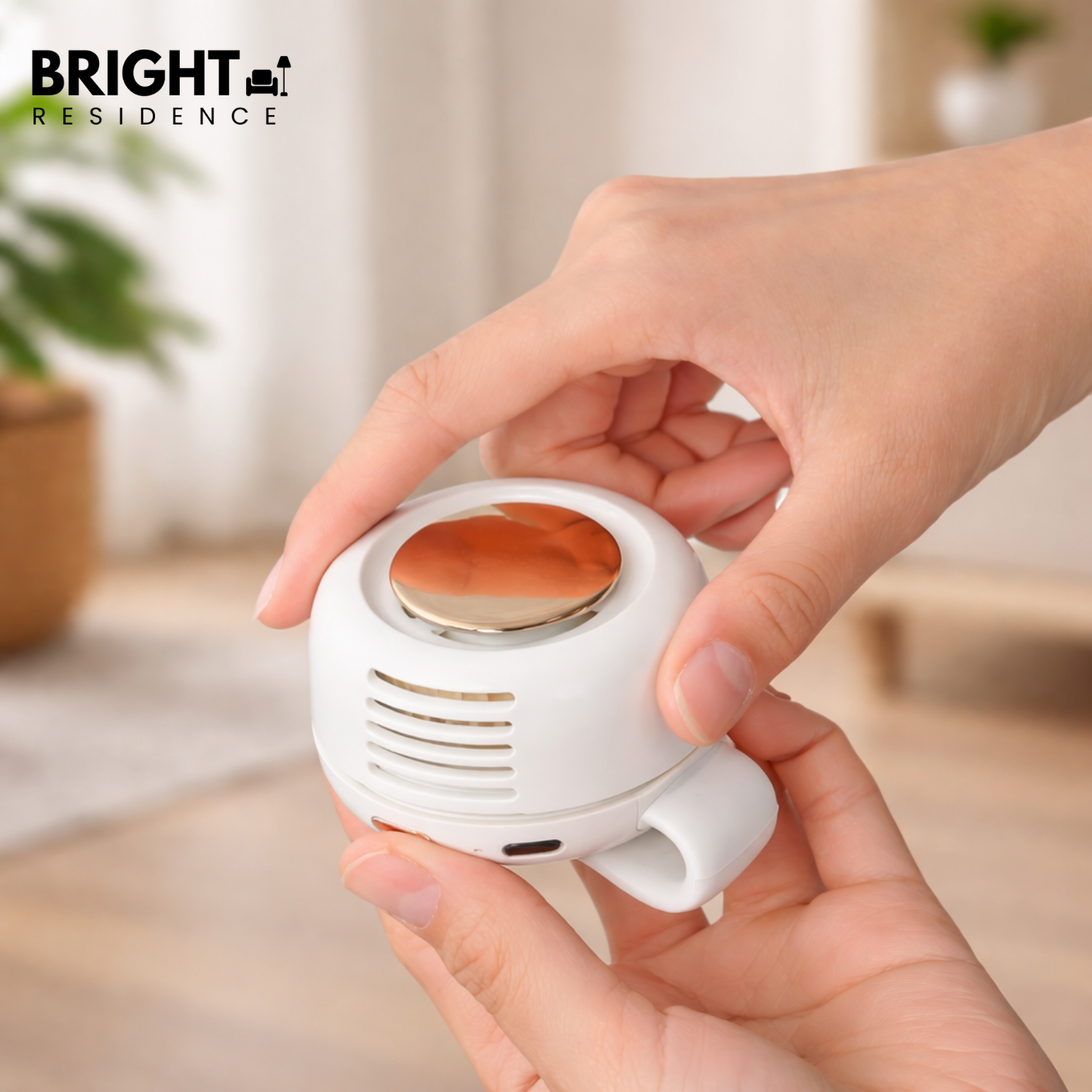 ClipBreeze – Stay Cool Anywhere with Hands-Free Adjustable Airflow